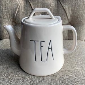 New Rae Dunn teapot
